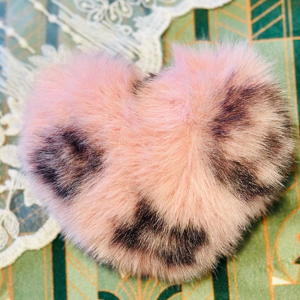 Valentine’s Custom Labubu w Magnetic ❤️ - Picture 2 of 2